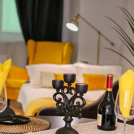 Historical Center By 4El Apartment Bukares Bagian luar foto