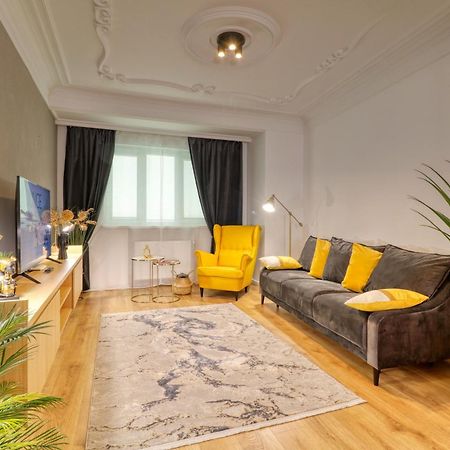 Historical Center By 4El Apartment Bukares Bagian luar foto