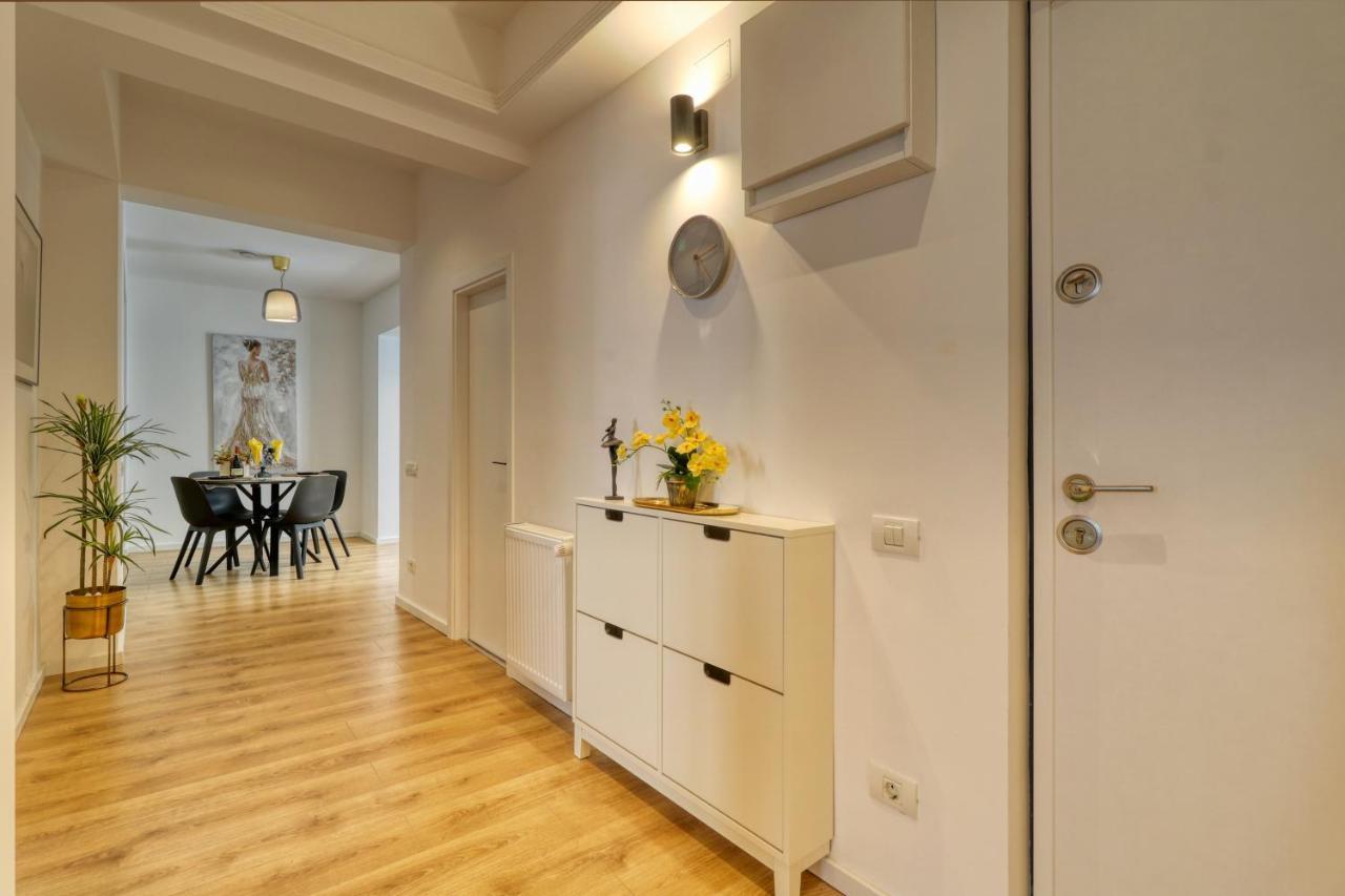 Historical Center By 4El Apartment Bukares Bagian luar foto