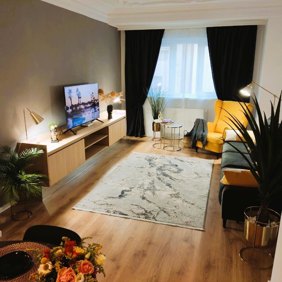 Historical Center By 4El Apartment Bukares Bagian luar foto