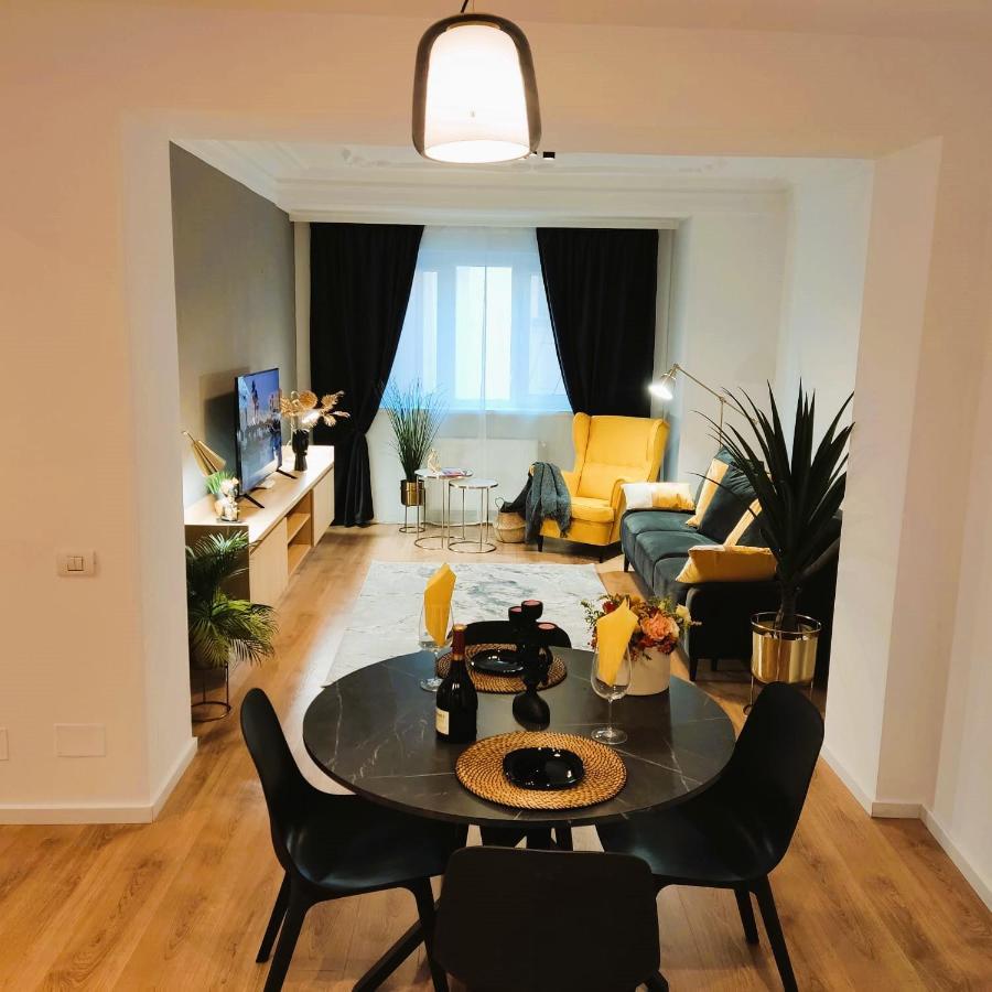Historical Center By 4El Apartment Bukares Bagian luar foto