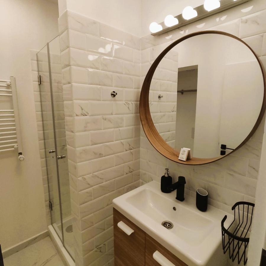 Historical Center By 4El Apartment Bukares Bagian luar foto
